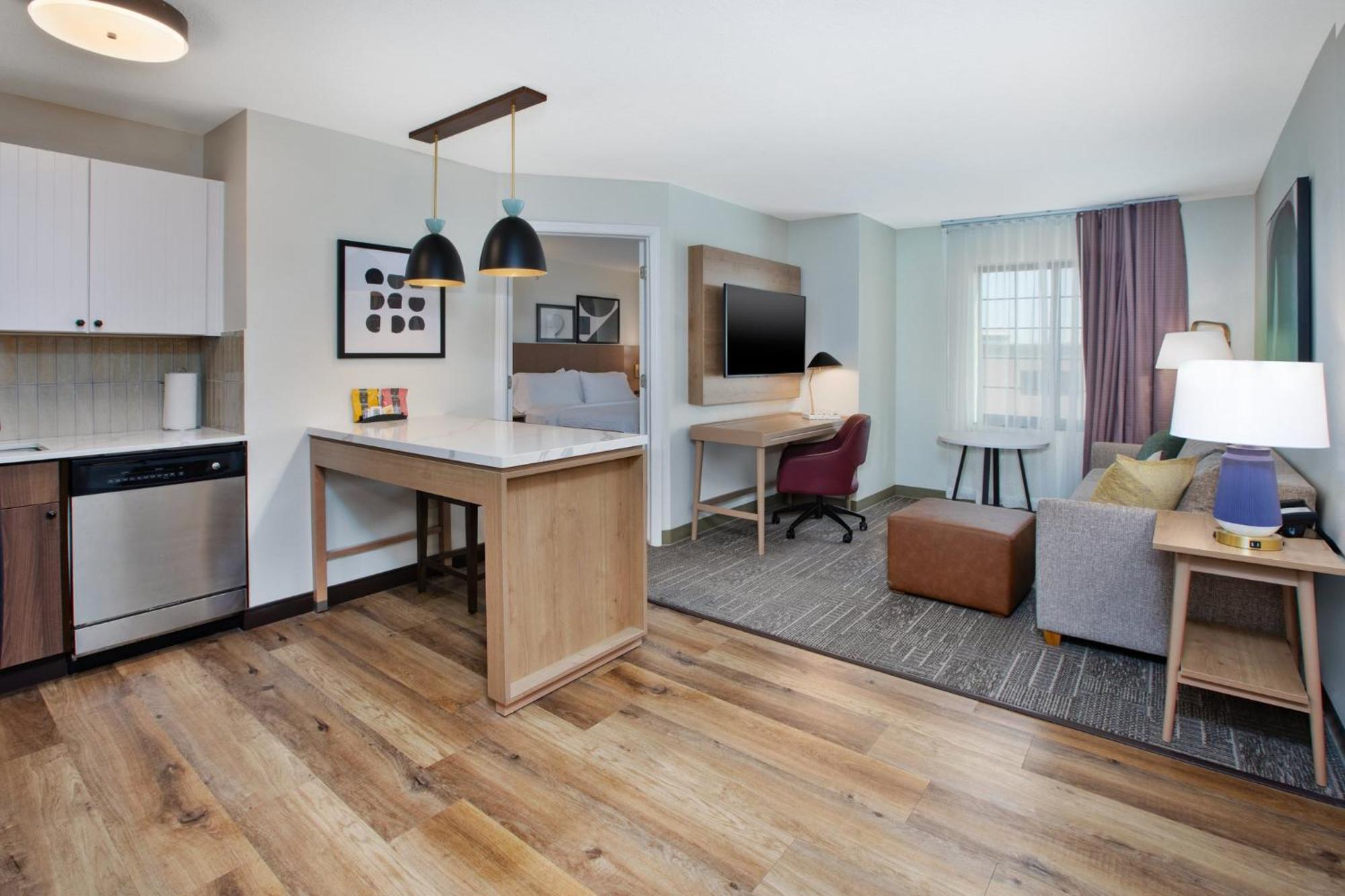 Staybridge Suites Omaha 80Th And Dodge By Ihg Exterior photo