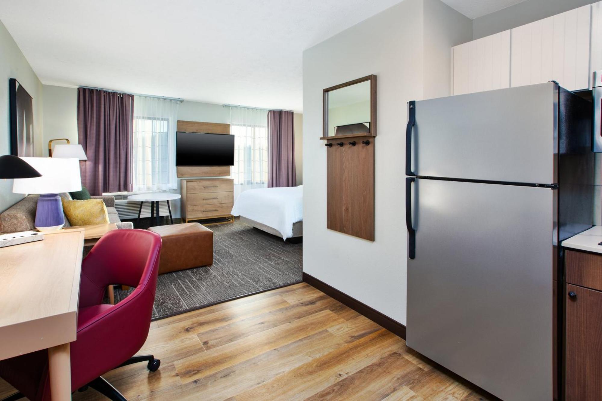 Staybridge Suites Omaha 80Th And Dodge By Ihg Exterior photo